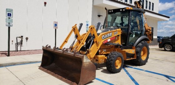 Case CE 580 SN Backhoe Loader picture
