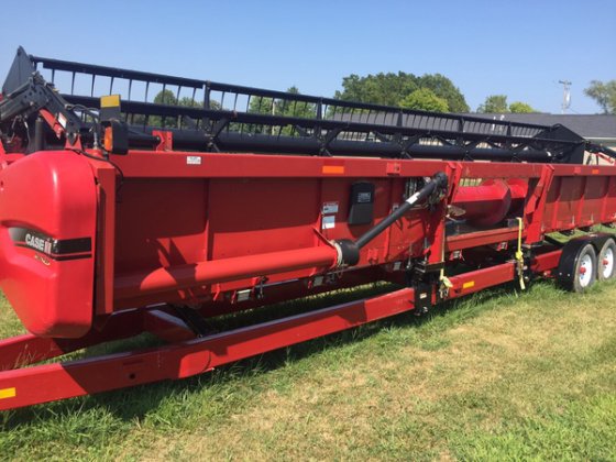 Case IH 3020 Harvester Header picture