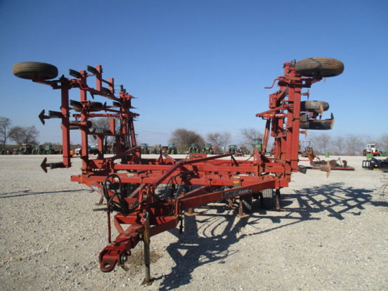 Case IH 4300 Tillage Equipment picture