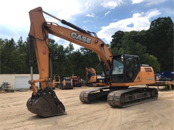 Case CE CX210 D Excavator picture