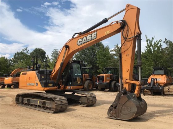 Case CE CX210 D Excavator picture