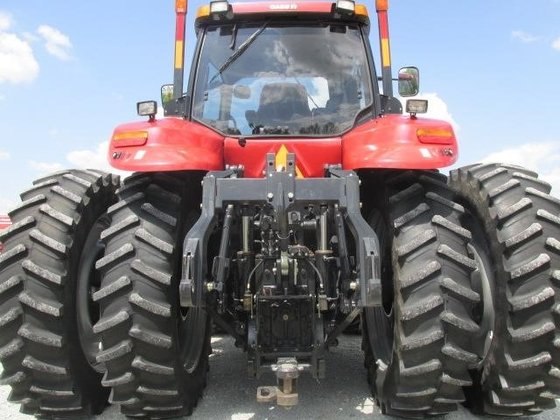 Case IH Magnum 340 Tractor picture