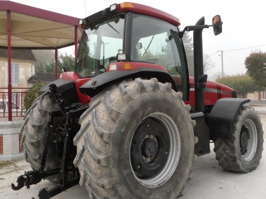 Case IH MX 240 Tractor picture