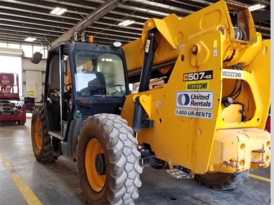 JCB 507-42 Telehandler picture