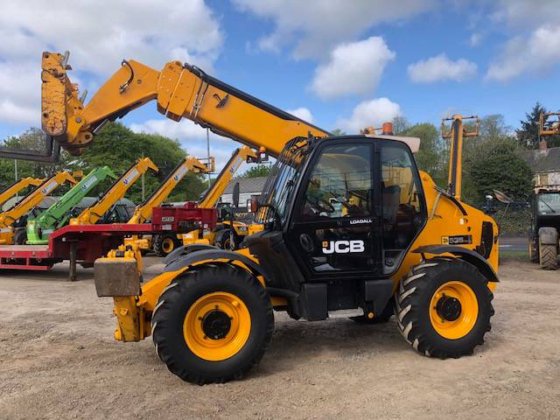 JCB 535-125 Telehandler picture