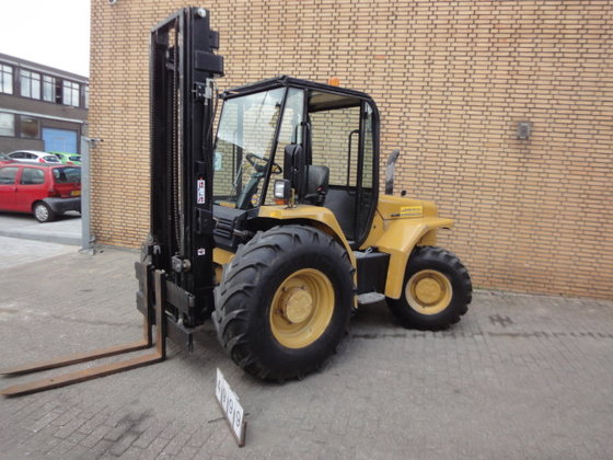 JCB 930 Forklift picture
