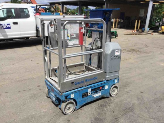 Genie GR-15 Lift picture