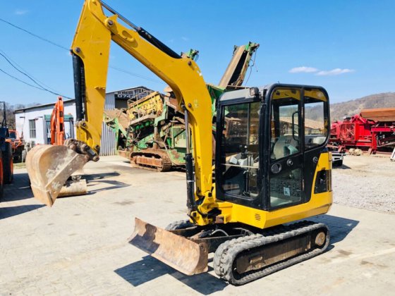 Caterpillar 302.5 Excavator picture