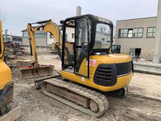 Caterpillar 304.5 Excavator picture