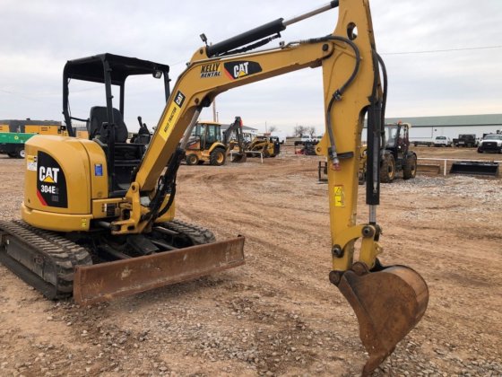 Caterpillar 304E2 Excavator picture