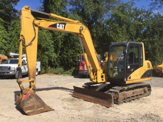 Caterpillar 307C Excavator picture