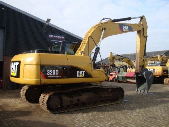 Caterpillar 320D Excavator picture