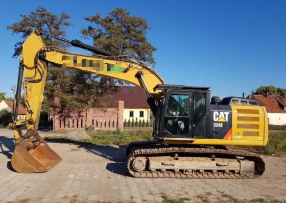 Caterpillar 324E Excavator picture