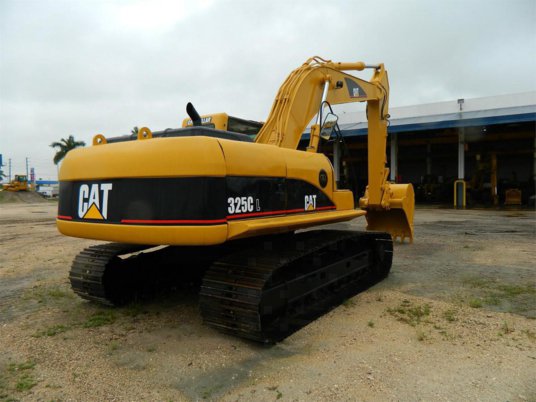Caterpillar 325CL Excavator picture