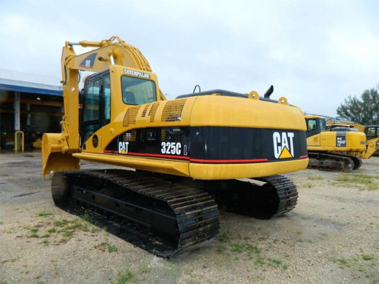 Caterpillar 325CL Excavator picture