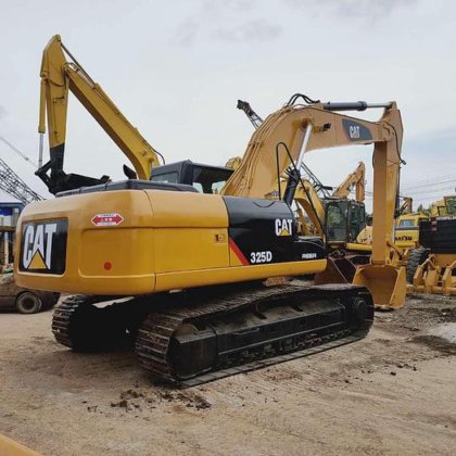 Caterpillar 325D Excavator picture