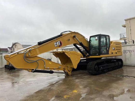 Caterpillar 330 GC Excavator picture