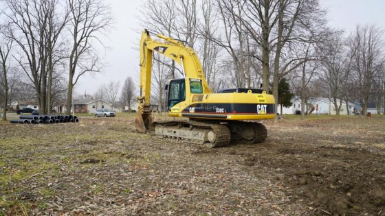 Caterpillar 330CL Excavator picture