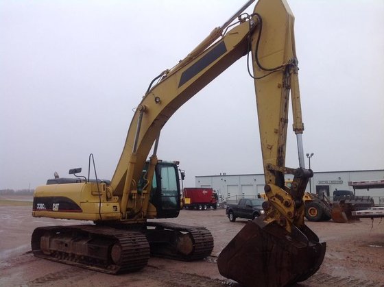 Caterpillar 330CL Excavator picture