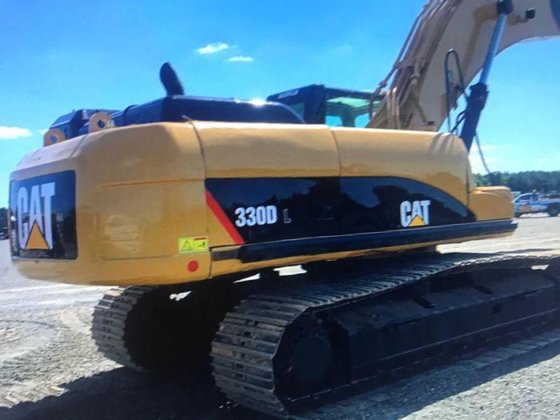 Caterpillar 330DL Excavator picture