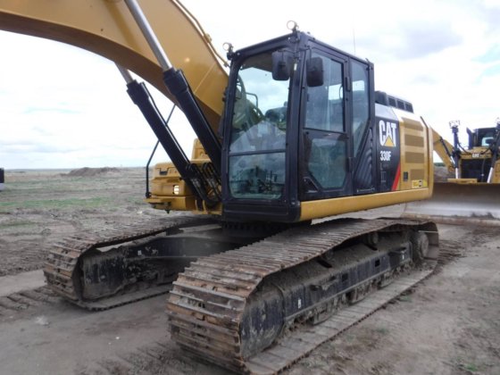 Caterpillar 330F L Excavator picture