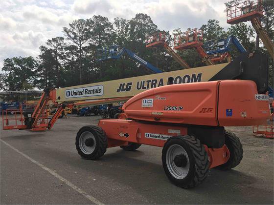 JLG 1200SJP Lift picture