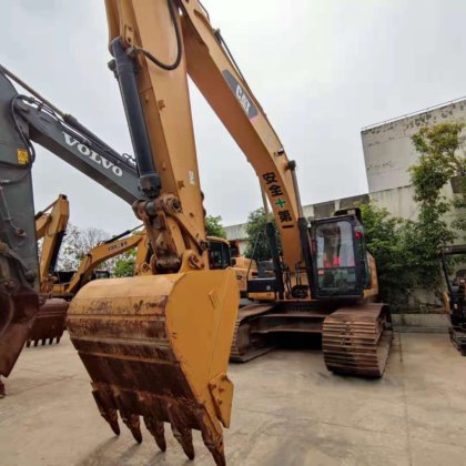 Caterpillar 349E Excavator picture