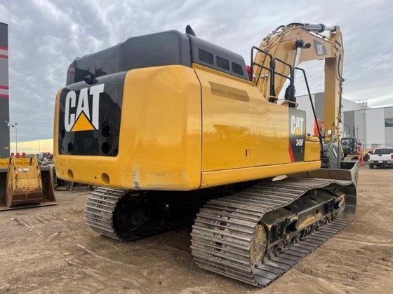 Caterpillar 349F Excavator picture