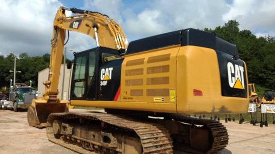Caterpillar 349F Excavator picture