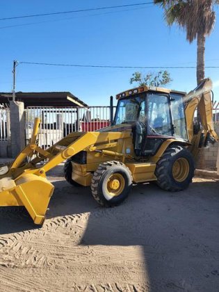 Caterpillar 420D Backhoe Loader picture