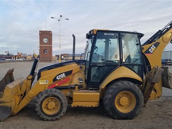 Caterpillar 420E Backhoe Loader picture