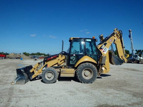 Caterpillar 420E IT Backhoe Loader picture