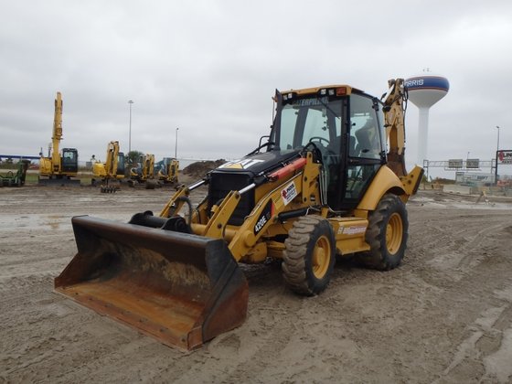 Caterpillar 420E IT Backhoe Loader picture