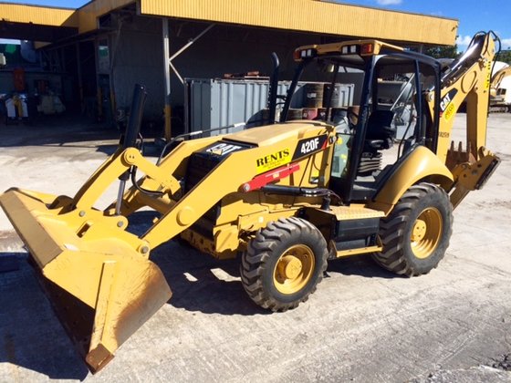 Caterpillar 420F Backhoe Loader picture