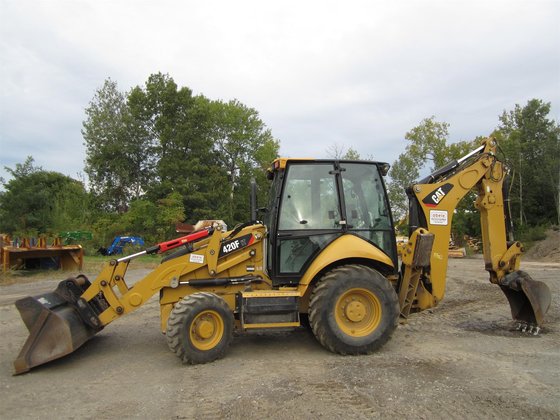 Caterpillar 420F IT Backhoe Loader picture