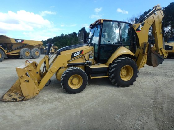 Caterpillar 450F Backhoe Loader picture