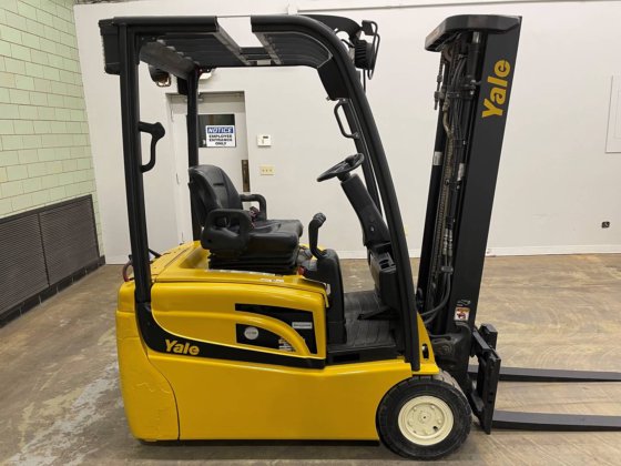 Yale ERP035VT Forklift picture