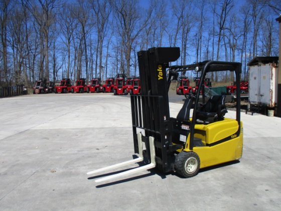 Yale ERP040 Forklift picture