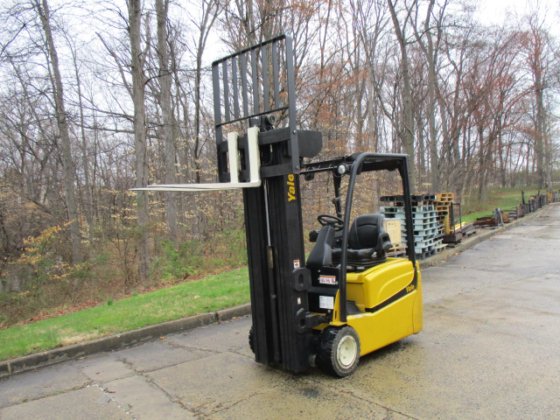 Yale ERP040 Forklift picture