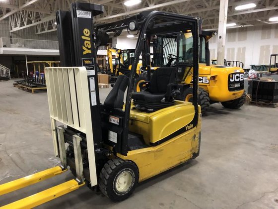 Yale ERP040VT Forklift picture