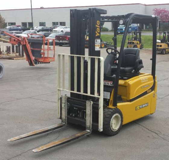 Yale ERP040VT Forklift picture