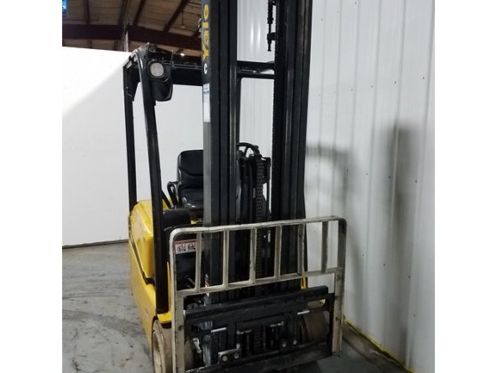 Yale ERP040VT Forklift picture
