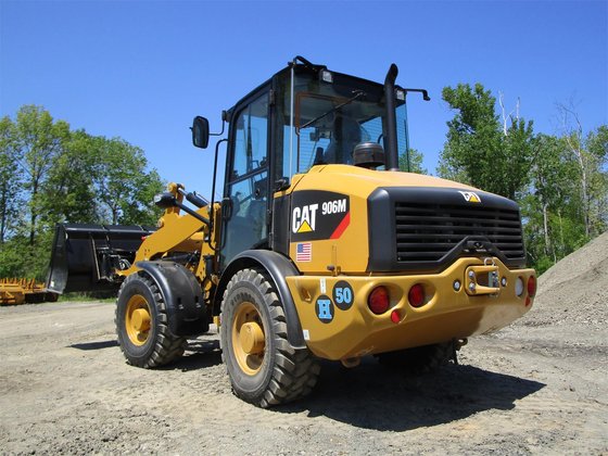 Caterpillar 906M Wheel Loader picture