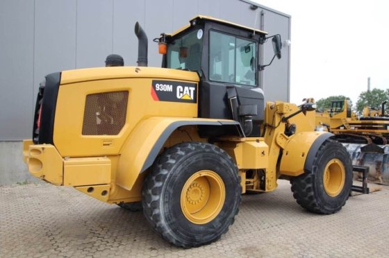 Caterpillar 930M Wheel Loader picture