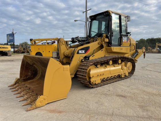 Caterpillar 963K Crawler Loader picture
