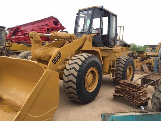 Caterpillar 966F Wheel Loader picture