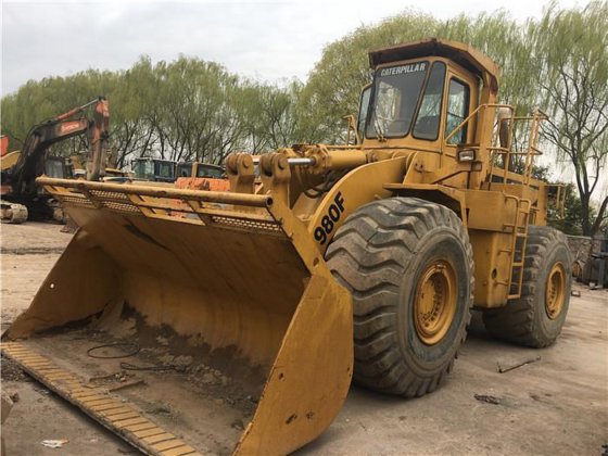 Caterpillar 980F Wheel Loader picture