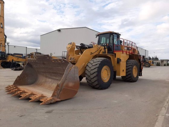 Caterpillar 988K Wheel Loader picture