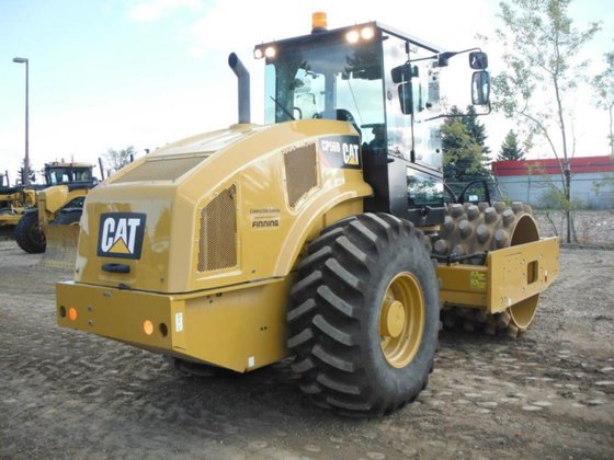Caterpillar CP56B Compactor picture