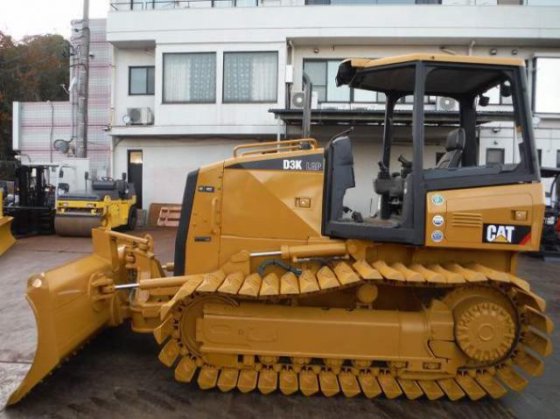 Caterpillar D3K Dozer picture